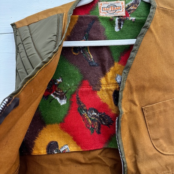 VINTAGE Men's Hunting Vest with Pheasant Lining Interior Size Large - Picture 3 of 5